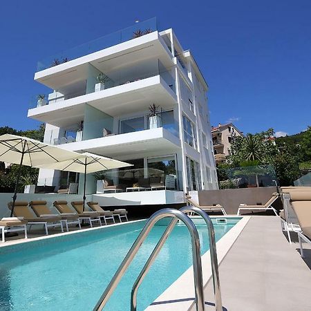 Designed Apartment With Swimming Pool Near The Beach オパティヤ エクステリア 写真